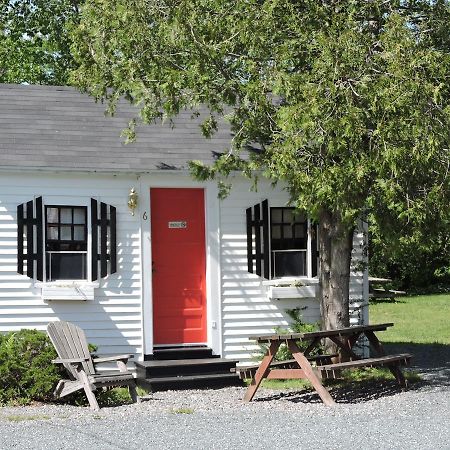 Open Hearth Inn Trenton Exterior photo