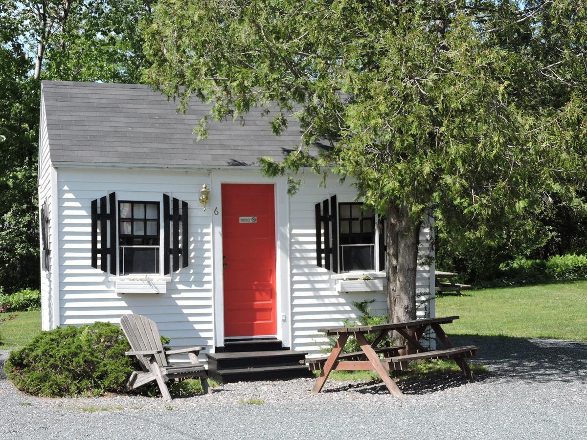 Open Hearth Inn Trenton Exterior photo