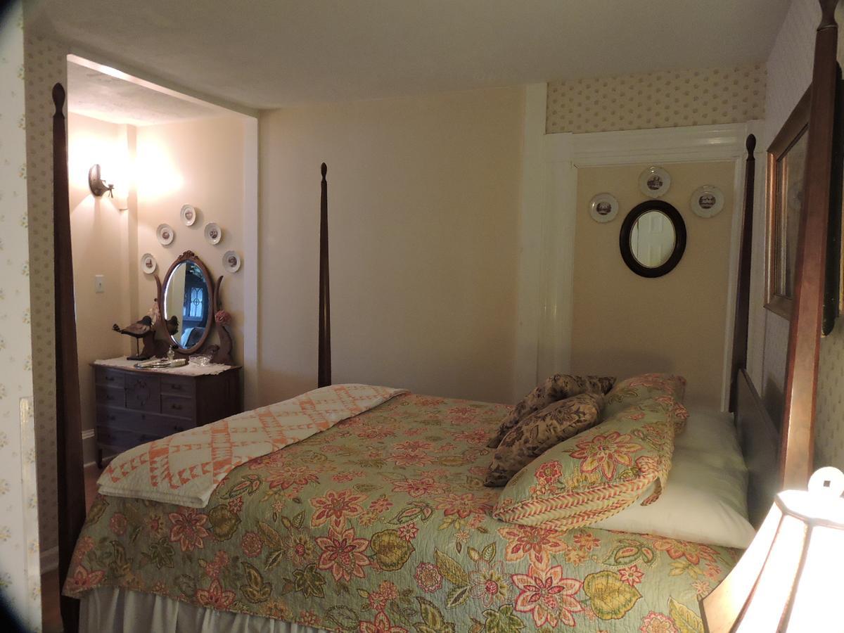 Open Hearth Inn Trenton Exterior photo