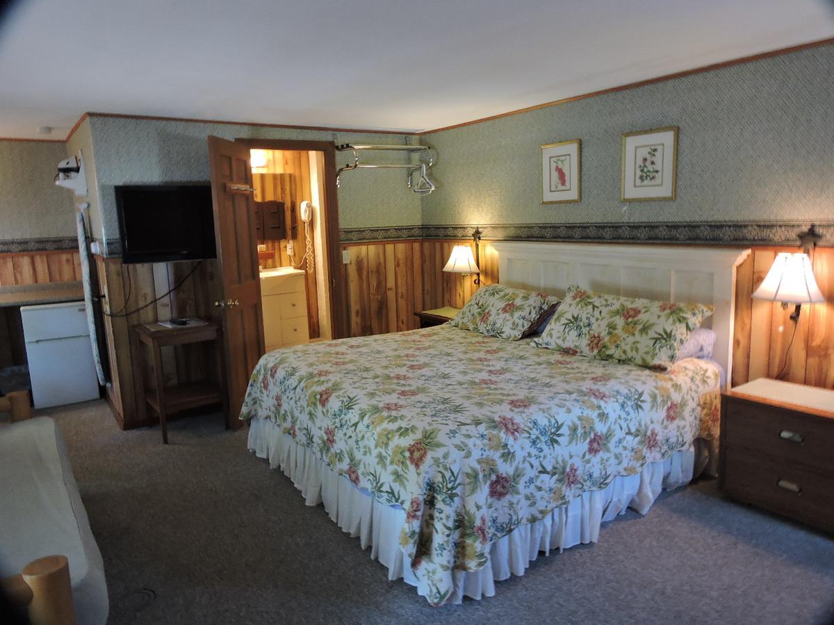 Open Hearth Inn Trenton Exterior photo